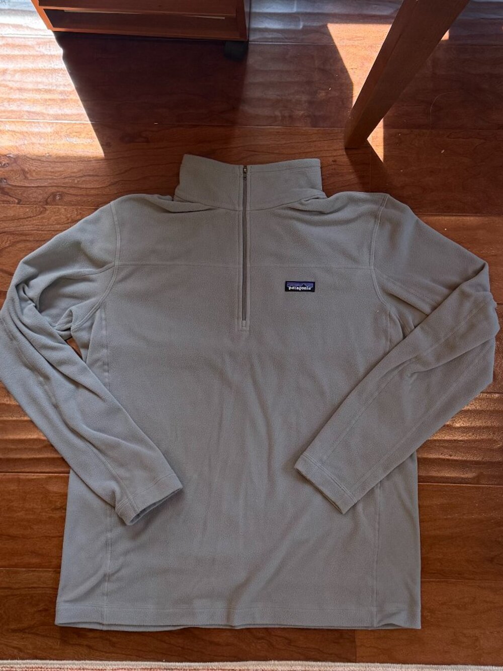 Patagonia Men's Gray Pullover, Size L